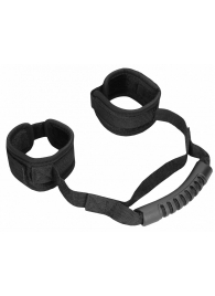 Черные наручники V V Adjustable Handcuffs with Handle - Shots Media BV - купить с доставкой в Тюмени