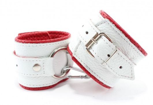 Бело-красные кожаные наручники с кольцом - БДСМ Арсенал - купить с доставкой в Тюмени