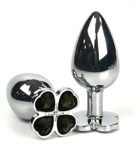 Серебристая анальная втулка с клевером из черных кристаллов - 9 см. - Vandersex - купить с доставкой в Тюмени