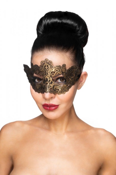 Золотистая карнавальная маска  Курса - Джага-Джага купить с доставкой