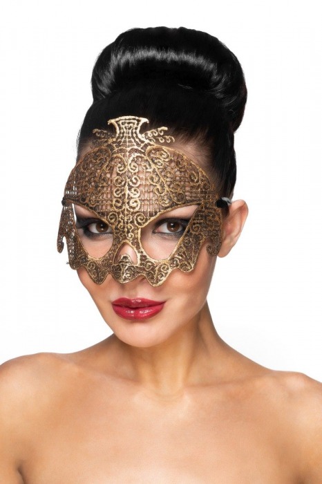 Золотистая карнавальная маска  Нави - Джага-Джага купить с доставкой