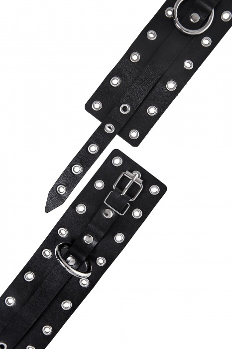 Черные кожаные однослойные оковы с люверсами - Pecado - купить с доставкой в Тюмени
