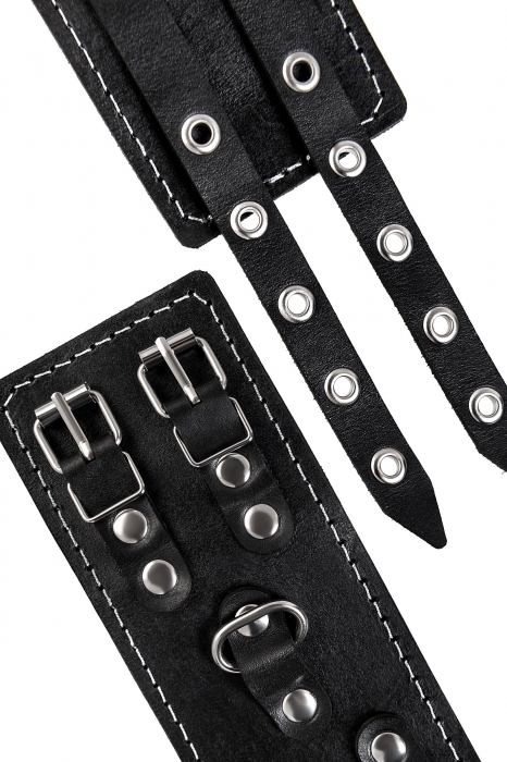 Черные кожаные оковы с двумя ремнями и красной подкладкой - Pecado - купить с доставкой в Тюмени