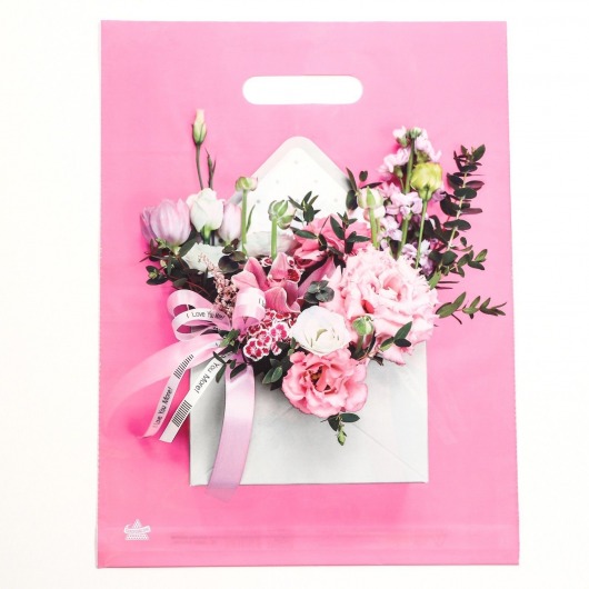 Розовый пакет с цветочным принтом и вырубной ручкой (40х31 см) - Сима-Ленд - купить с доставкой в Тюмени