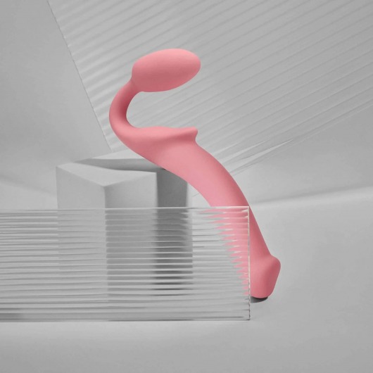 Розовый безремневой страпон Strap-on-me Semi-Realistic Bendable Strap-On size XL - Strap-on-me - купить с доставкой в Тюмени