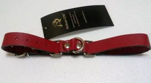 Красные ременные наручники с полукольцом - Подиум - купить с доставкой в Тюмени